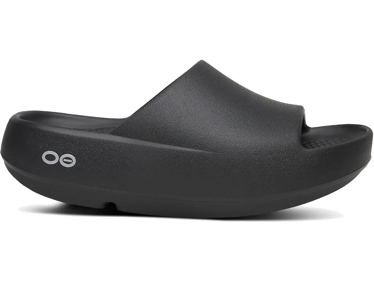 2200BLACK_shot1-copy