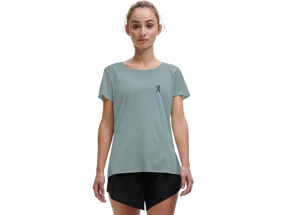 Small-JPEG-202.00671-performance_t-ss22-sea_black-w-g1