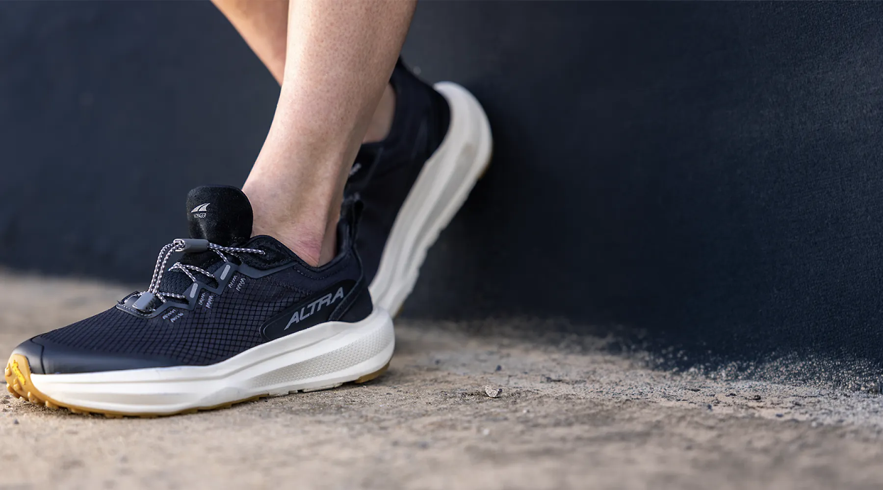 altra-voyager-womens-lifestyle-PDP