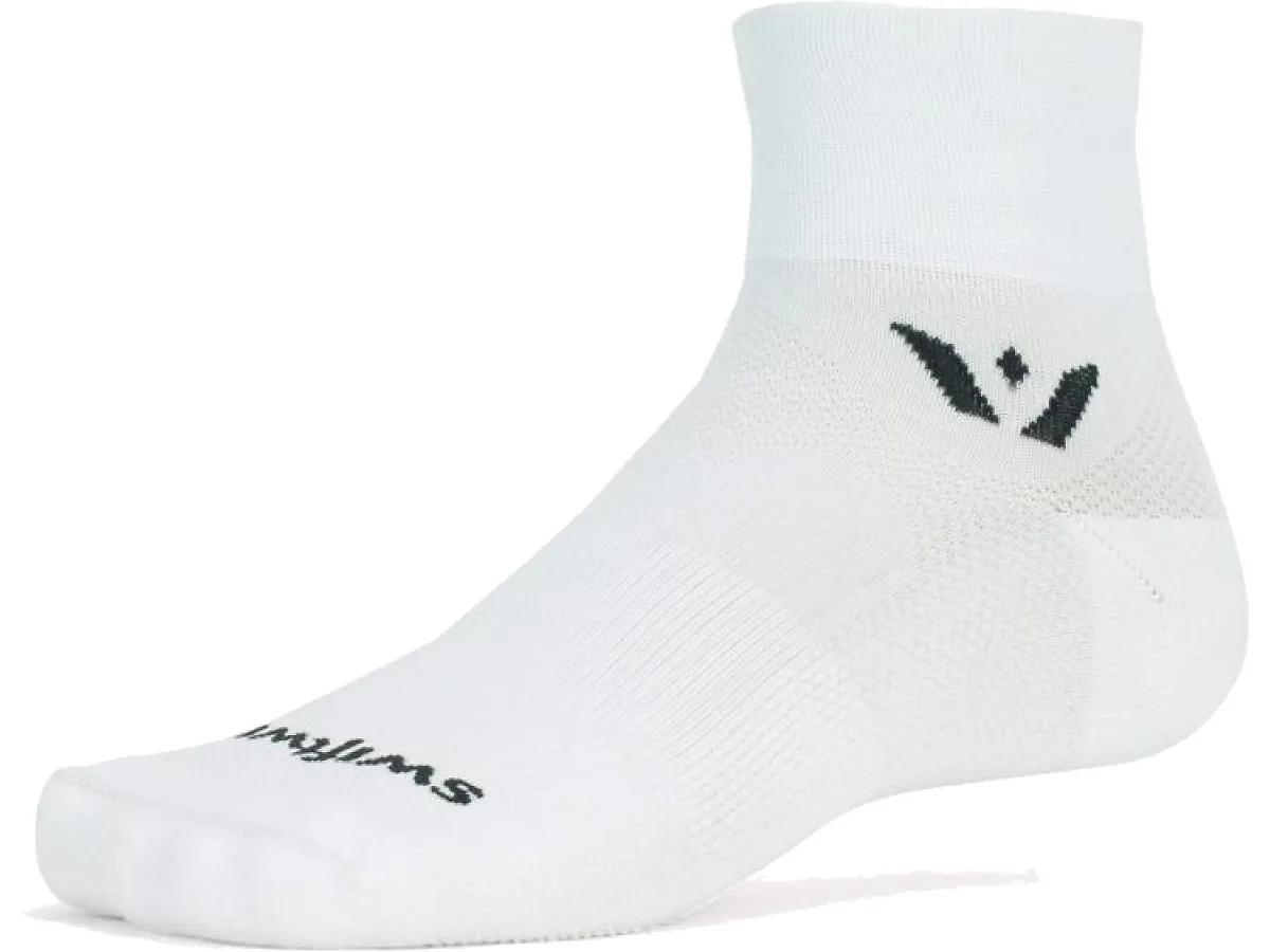 aspire-white-quarter-crew-socks-2-profile-2c020zz_1400x