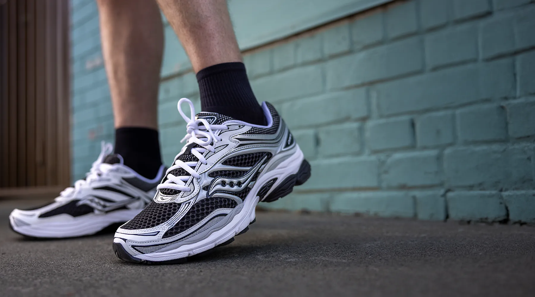 saucony-progrid-omni-9-lifestyle-PDP2